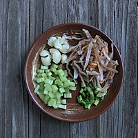 Seafood vermicelli pot----- so refreshing and delicious ! Illustration of how to do it 3