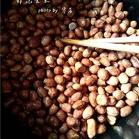 Healthy snacks: fried peanuts illustration 6