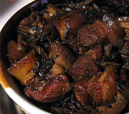 Braised Pork with Dried Plums and Vegetables