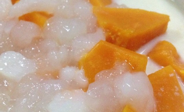 Papaya stewed snow clam