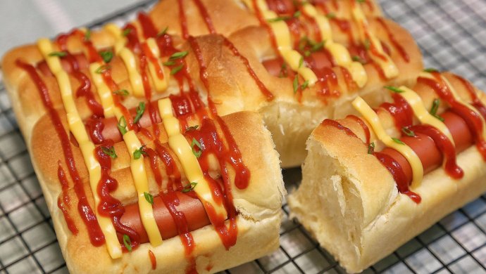 Sausage Cheese Bread