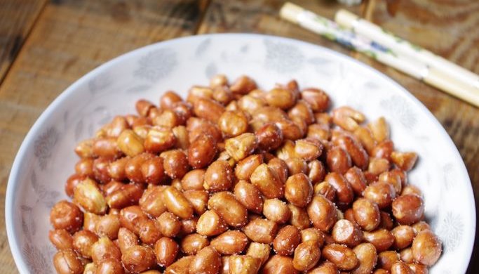 fried peanuts