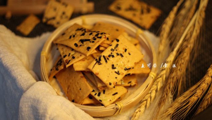 Chive and seaweed biscuits