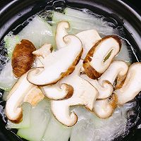 #migrant worker's healthy meal#Illustration of how to make black fish in winter melon soup 4