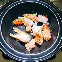 #New Year's Eve King Crab has claws every year#Hot and Sour Crab Illustration of how to make tofu soup 6