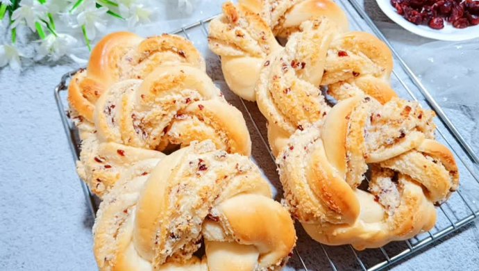 Cranberry Coconut Wreath Bread