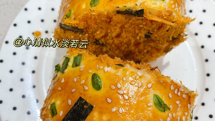 Onion-flavored pork floss rolls