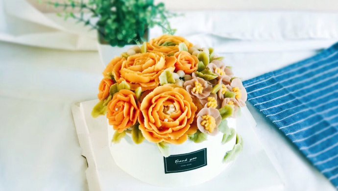 Decorated cake