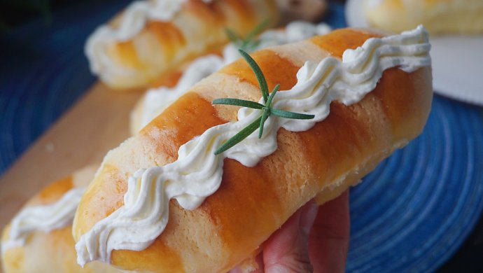 Chiffon Cream Bread