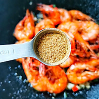 Illustration of how to make finger-licking crispy salt and pepper shrimp 12 