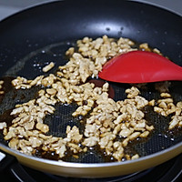 #primary and middle school students nutritious meal#A combination of meat and vegetables, nutritionally balanced Illustration of how to make fried rice with diced chicken and vegetables 5