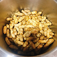 Super simple recipe of salted peanuts as a snack 5