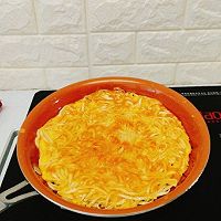 #精品 recipe challenged contest#Internet celebrity noodles + egg noodle cake Illustration of how to do it 17