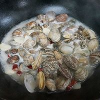 Winter healing food - wine steamed clams recipe 6 