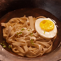 [Noodles] The noodles taste very good when you do this, so you can rest assured! Illustration of how to do it 3