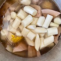 #primary and middle school students nutritious meal#Yam, lotus root, corn and ribs soup recipe Illustration 6