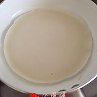 Guangdong snacks: Illustration of how to make thin bracing 4