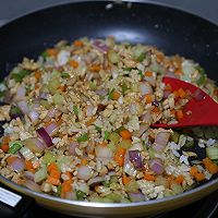 #primary and middle school students nutritious meal#A combination of meat and vegetables, nutritionally balanced Illustration of how to make fried rice with diced chicken and vegetables 8