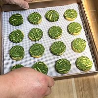 Matcha marble biscuits, intertwined dark and light matcha textures, crispy and Fragrant. Illustration of how to make it 25