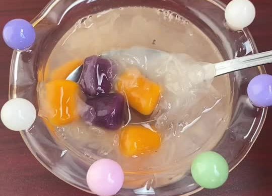 Tremella, Lotus Seed and Taro Balls