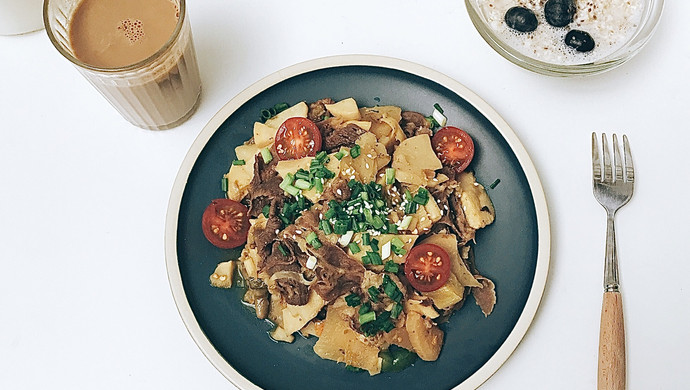 Sauerkraut, fat beef and braised spring bamboo shoots