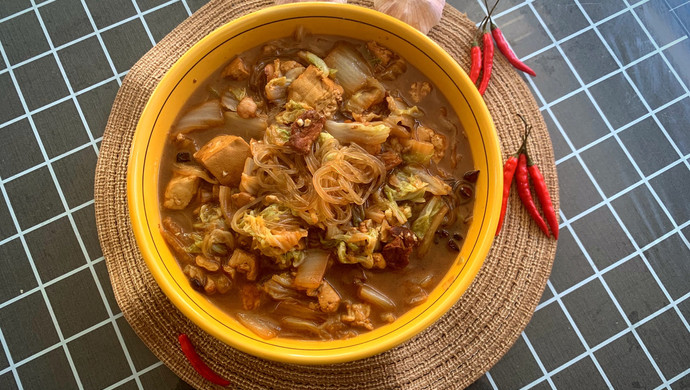 Northerners’ favorite cabbage and tofu vermicelli in winter