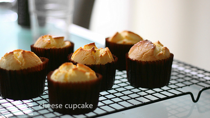 Cheese Cupcakes