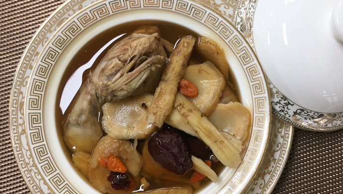 Stewed Quail with Korean Ginseng