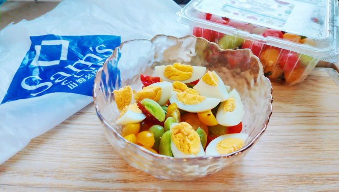 Egg Cherry Tomato Salad