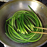 Vegetarian - Illustration of how to make cold garlic sprouts 3