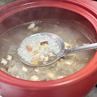 Chaoshan seafood casserole porridge, an illustration of how to nourish the stomach with delicious flavor 8