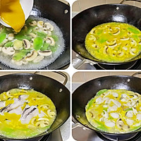 #Mid-Autumn Festival can still be spent like this#Mushroom Golden Soup Fish Fillet Illustration of how to do it 5