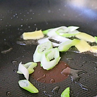 Illustration of how to make fried winter melon slices 5