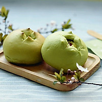 Illustration of making matcha cheese buns 12