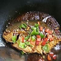 Braised Pomfret #HiMilKchushanrecipe# Recipe Illustration 6 