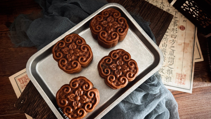 Black sesame and brown sugar mooncakes