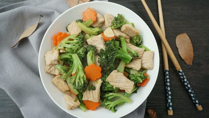 Stir-fried Pork with Broccoli