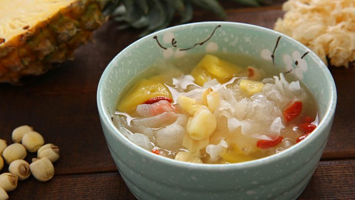 Pineapple and Tremella Soup