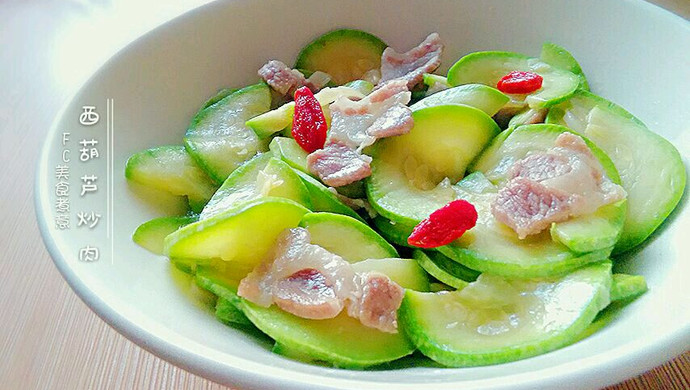 Sautéed Pork with Zucchini