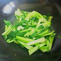 Refreshing in summer~Illustration of how to make fried sea cucumber with rapeseed 7