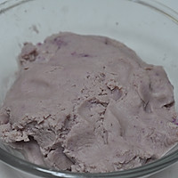 Illustration of how to make real taro mud cake 9