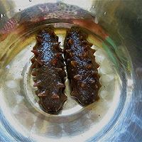 Refreshing in summer~Illustration of how to make fried sea cucumber with rapeseed 2