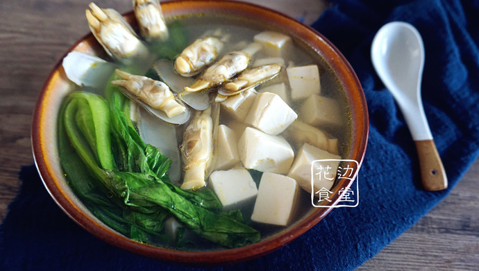 razor clam tofu soup