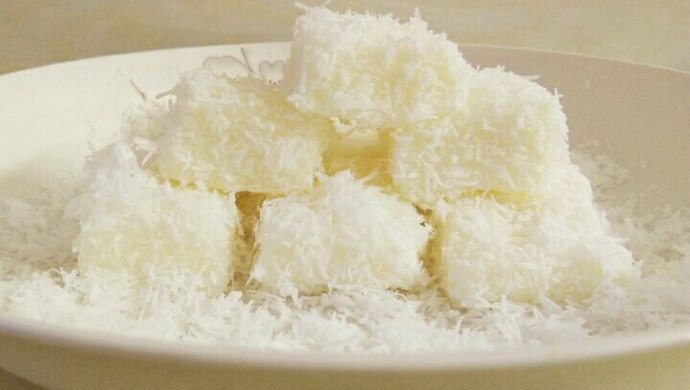 Milk coconut shredded cubes