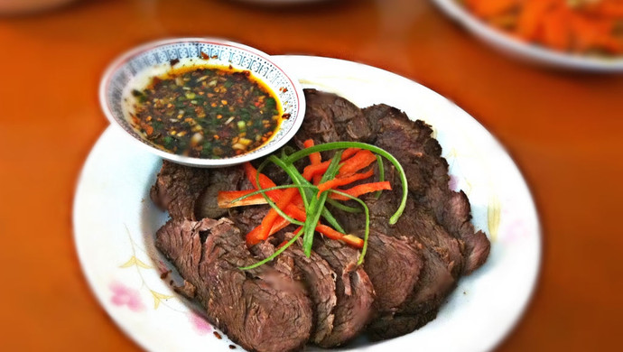 Beef with five spice sauce