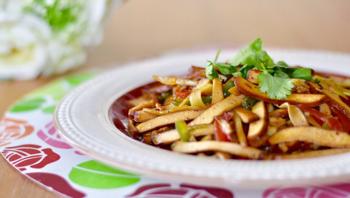 Stir-fried three shredded vegetables with dried fragrant vegetables