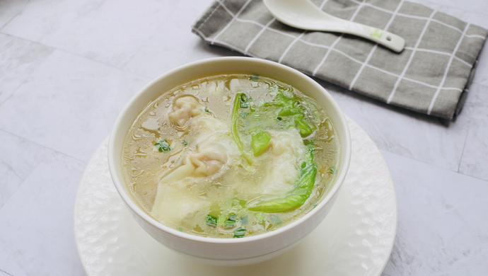 wontons in soup