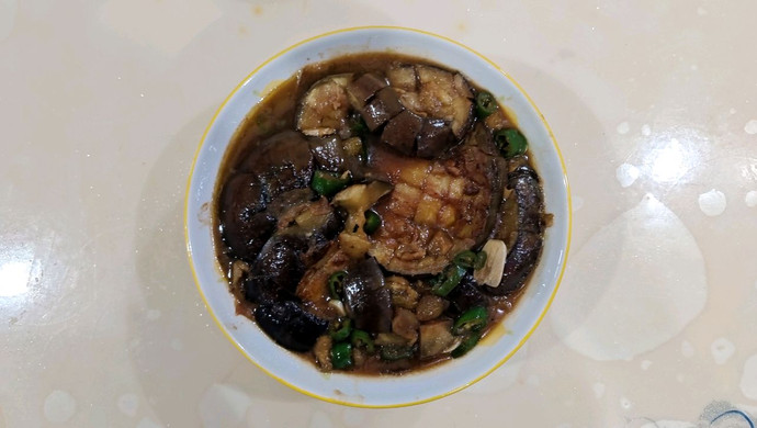 Braised fish-flavored eggplant