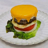 #cheesecovered quilt bursting with cheese flavor#Breakfast/Toast Beef Patty Cheeseburger Recipe Illustration 5