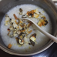 Crab Meat Porridge - Illustration of How to Recipe Nourishing Porridge in Winter 7